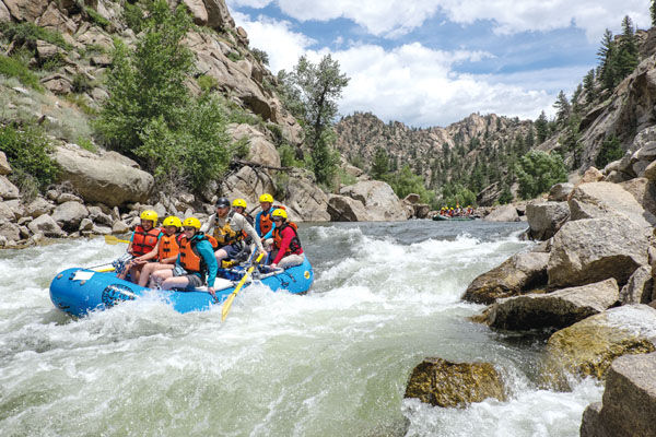 VIPs raft the canyon